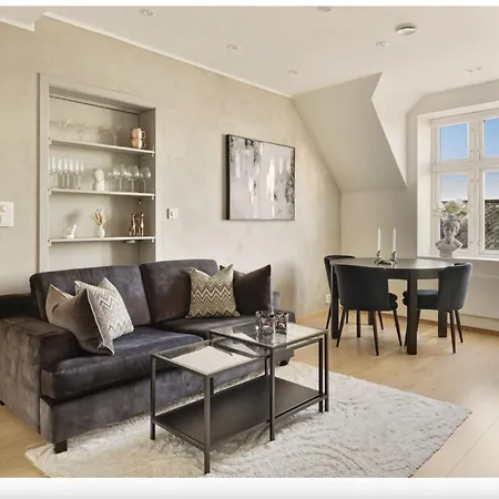 Bergenhus In Historical Sandviken