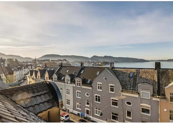 Lägenhet Bergenhus In Historical Sandviken Bergen