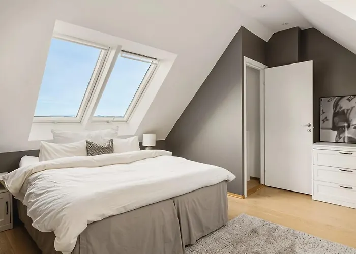 Bergenhus In Historical Sandviken Lejlighed *